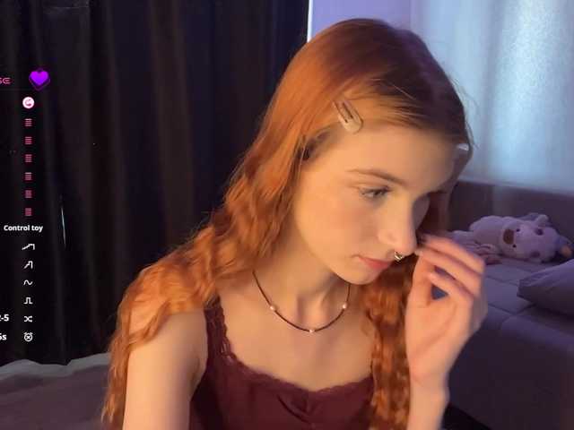 MadonnaVanson live cam on BongaCams