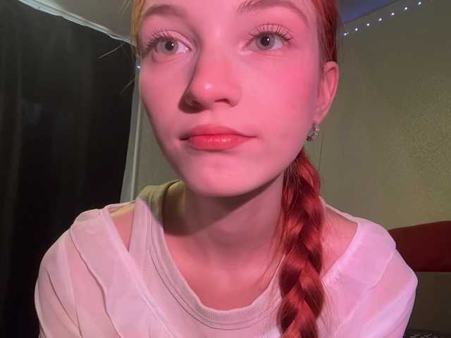 MadonnaVanson live cam on BongaCams