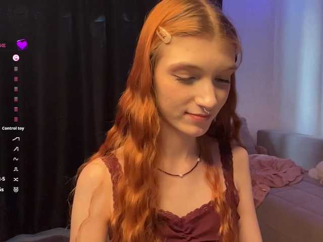 MadonnaVanson live cam on BongaCams