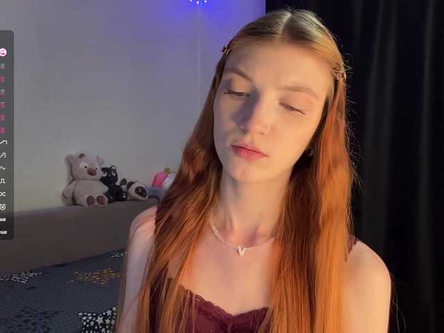 MadonnaVanson live cam on BongaCams