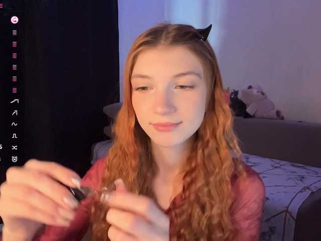 MadonnaVanson live cam on BongaCams