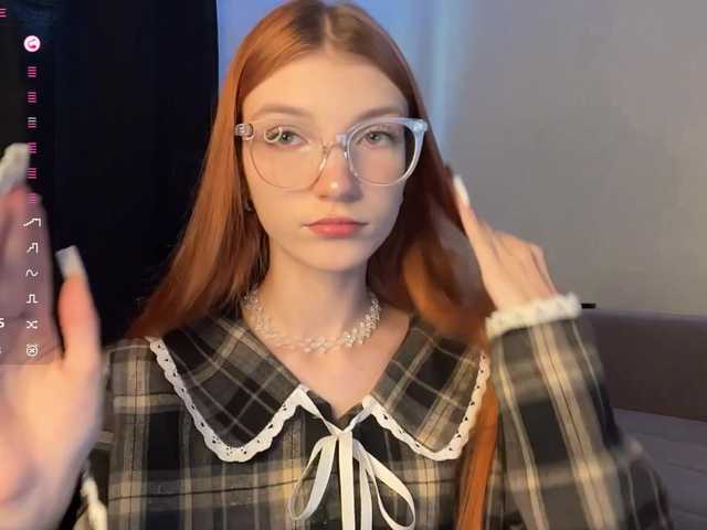 MadonnaVanson live cam on BongaCams