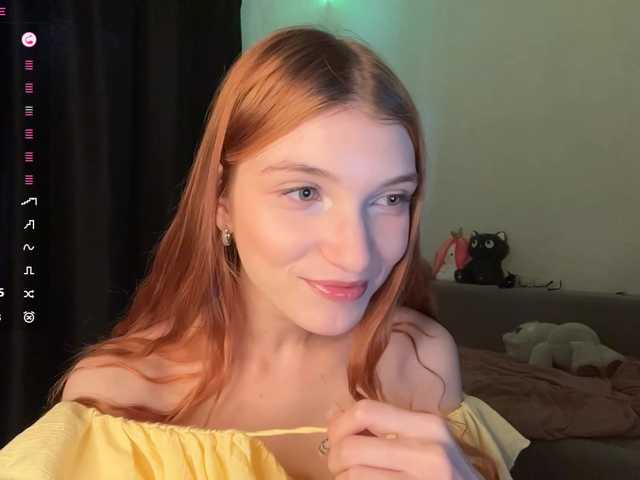 MadonnaVanson live cam on BongaCams