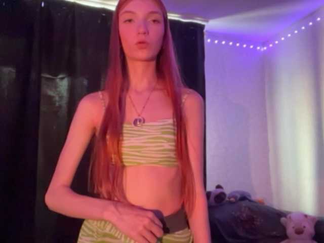 MadonnaVanson live cam on BongaCams