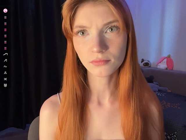 MadonnaVanson live cam on BongaCams