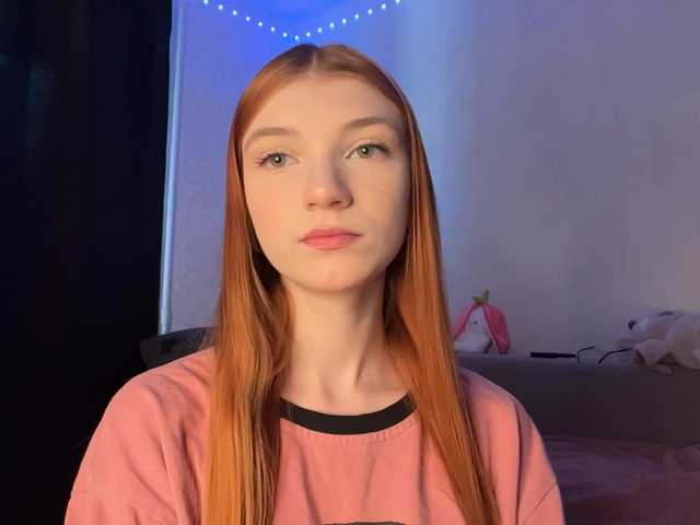 MadonnaVanson live cam on BongaCams