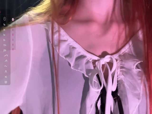 MadonnaVanson live cam on BongaCams
