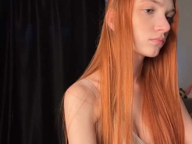 MadonnaVanson live cam on BongaCams
