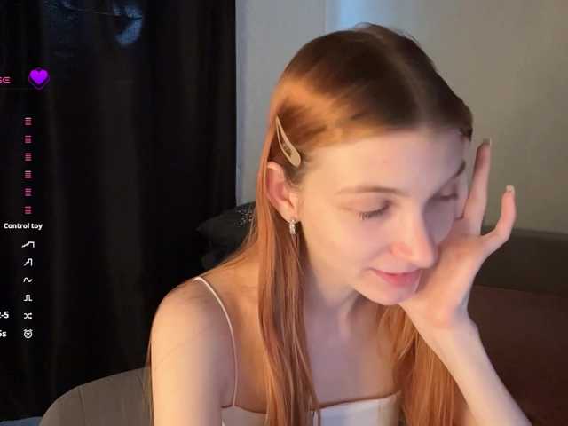 MadonnaVanson live cam on BongaCams