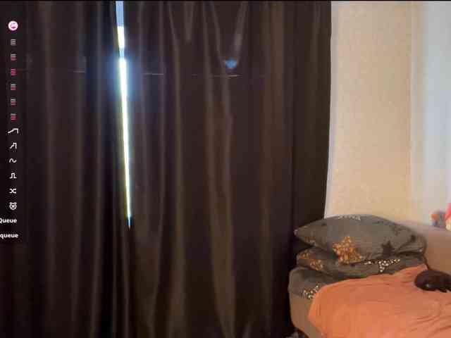 MadonnaVanson webcam