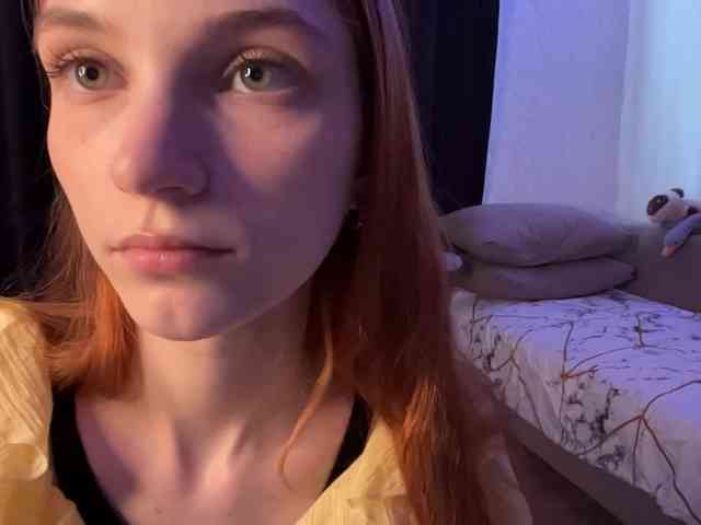 MadonnaVanson webcam