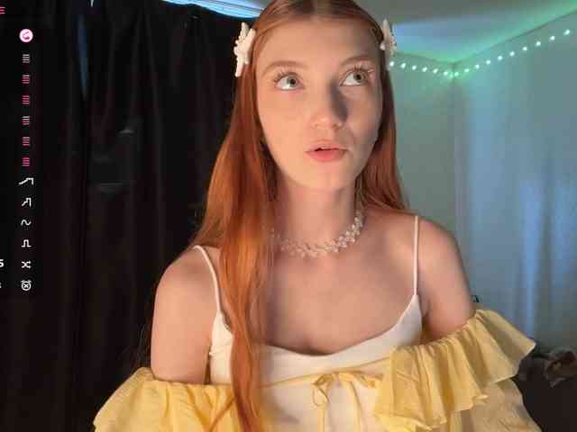 MadonnaVanson webcam