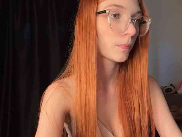 MadonnaVanson webcam