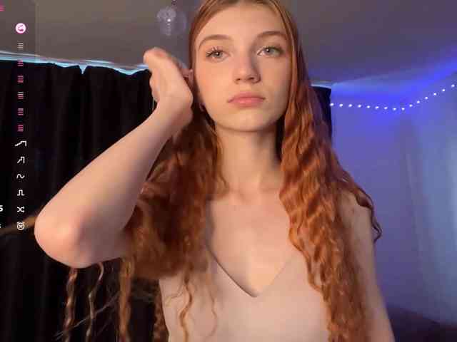 MadonnaVanson webcam