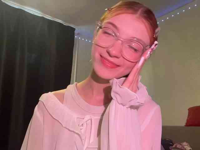 MadonnaVanson webcam