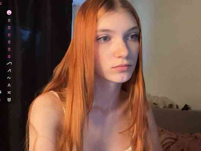 MadonnaVanson webcam
