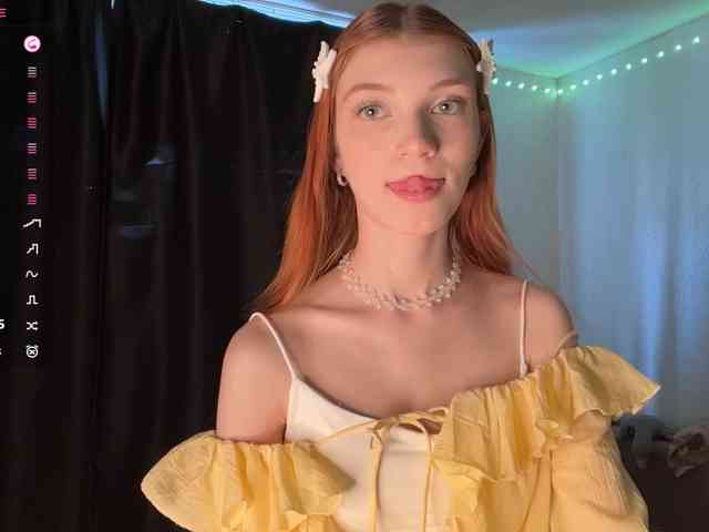 MadonnaVanson webcam