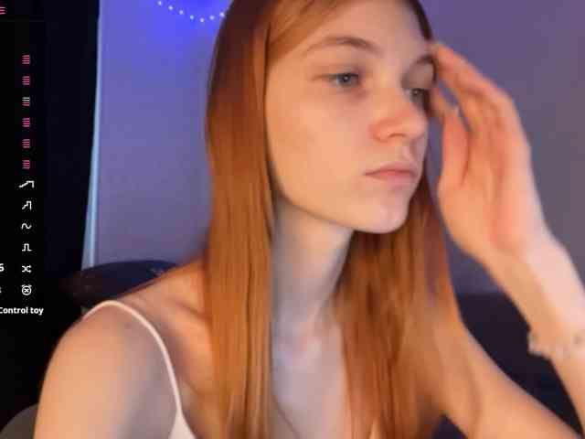 MadonnaVanson webcam