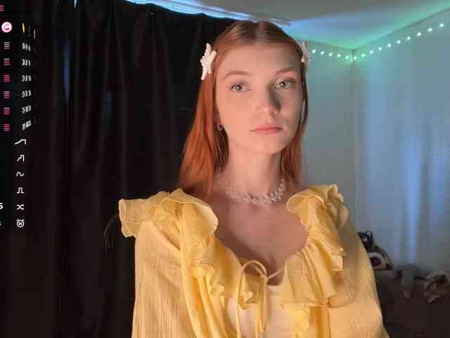 MadonnaVanson webcam