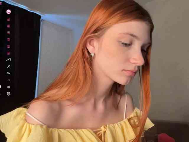 MadonnaVanson webcam