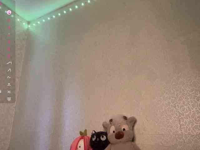 MadonnaVanson webcam