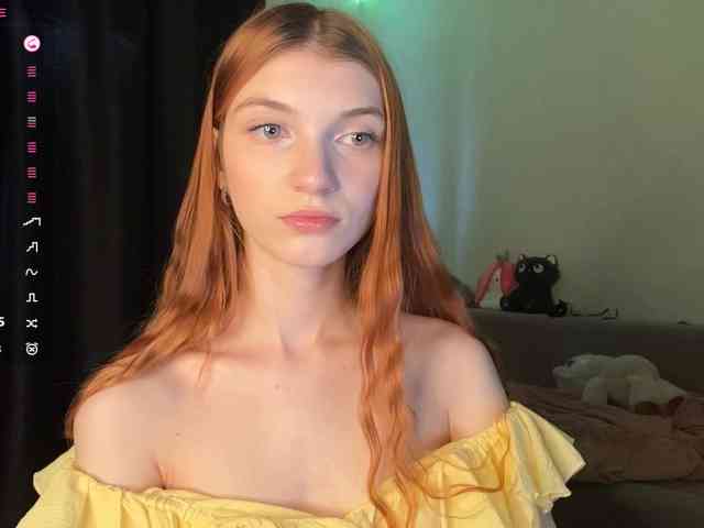 MadonnaVanson webcam