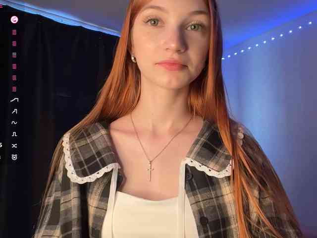MadonnaVanson webcam