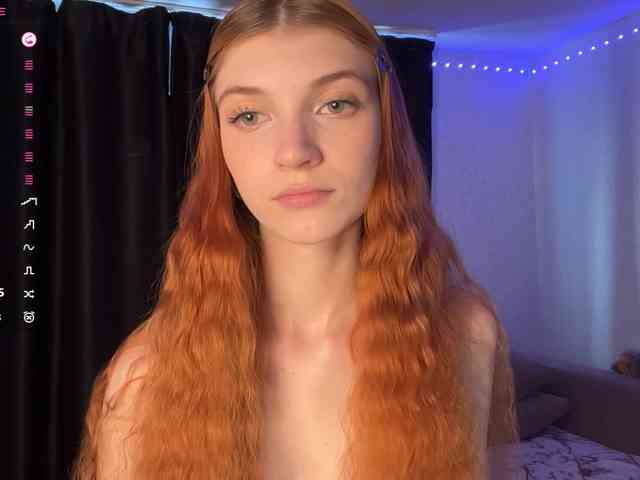 MadonnaVanson webcam