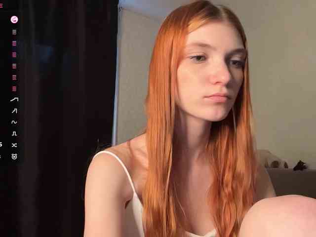 MadonnaVanson webcam