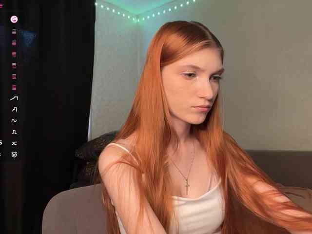 MadonnaVanson webcam