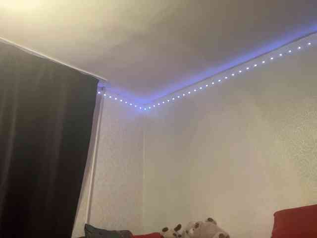 MadonnaVanson webcam