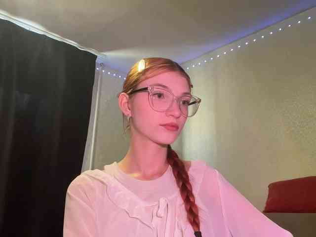 MadonnaVanson webcam