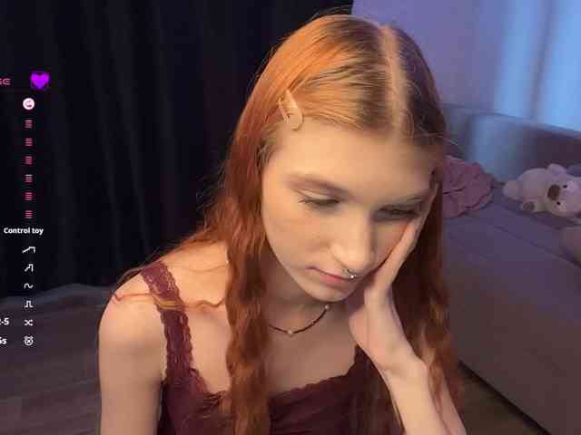 MadonnaVanson webcam