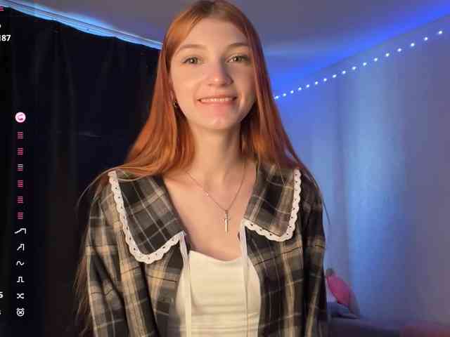 MadonnaVanson webcam
