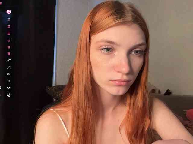 MadonnaVanson webcam