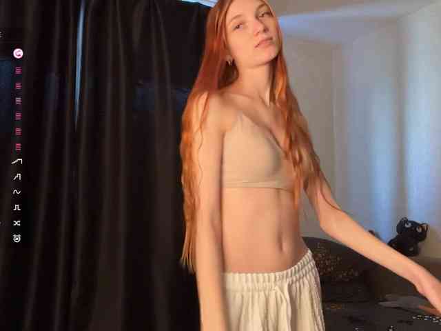 MadonnaVanson webcam
