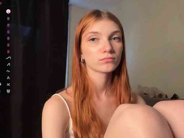 MadonnaVanson webcam