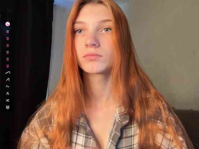 MadonnaVanson webcam