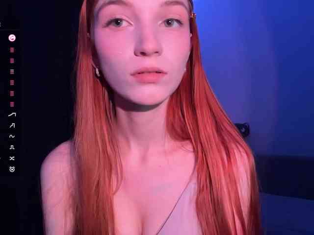 MadonnaVanson webcam