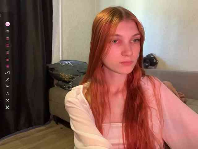 MadonnaVanson webcam