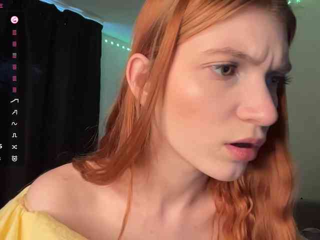 MadonnaVanson webcam