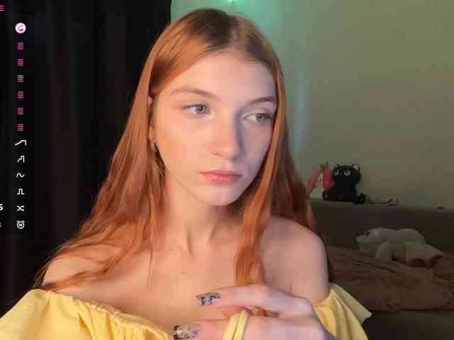 MadonnaVanson webcam