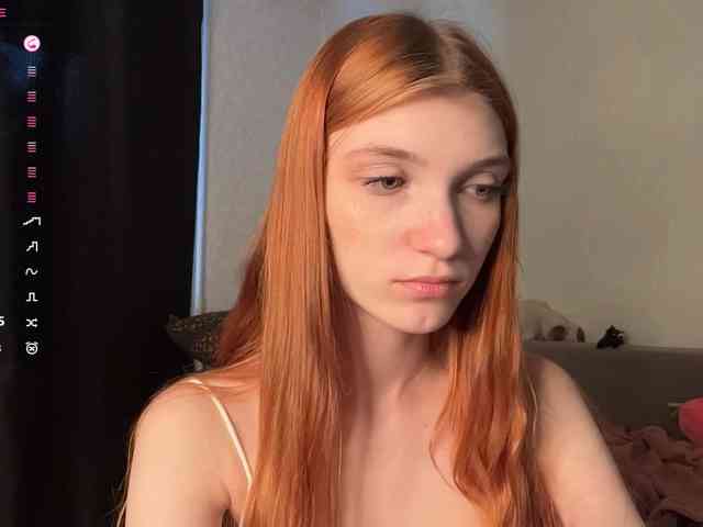 MadonnaVanson webcam