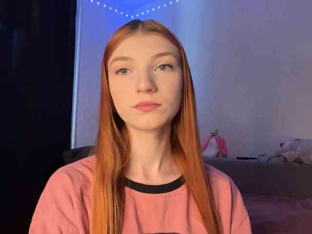 MadonnaVanson webcam