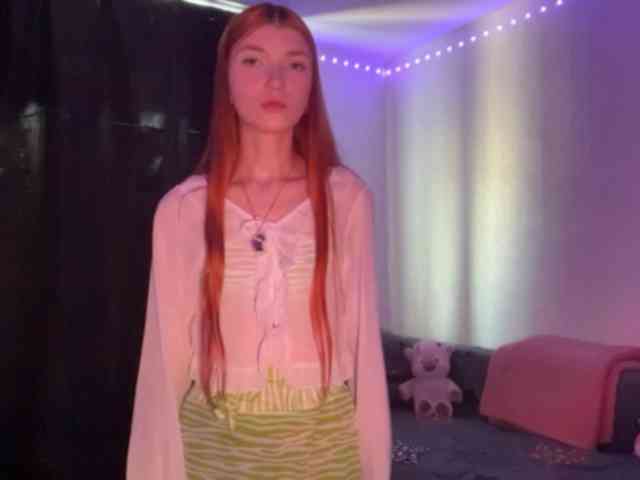 MadonnaVanson webcam