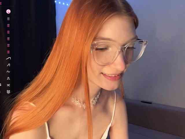 MadonnaVanson webcam
