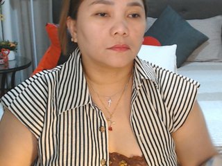 AsianHotMama143