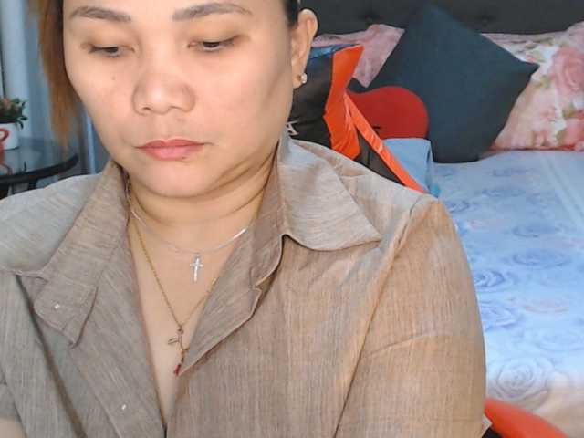 AsianHotMama143