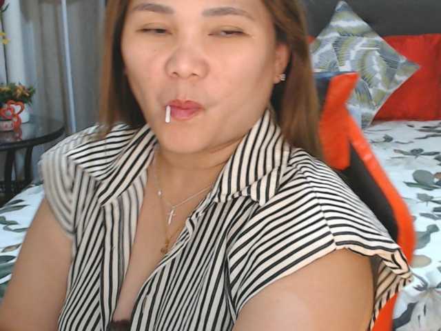 AsianHotMama143