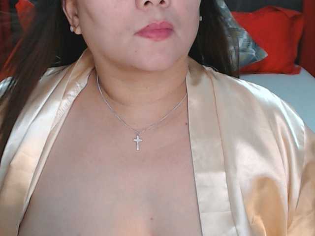 AsianHotMama143
